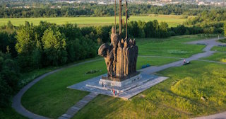 Благоустройство памятников в Соли-Илецке от 938 руб. – компания ТротуарнаяПлитка